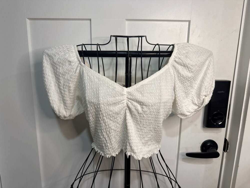Billabong White Textured Puff Sleeve Ruched Crop Top Size Small
